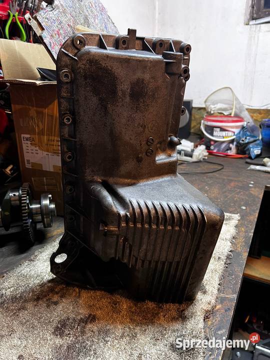 Miska olejowa BMW M44B19 Piasek