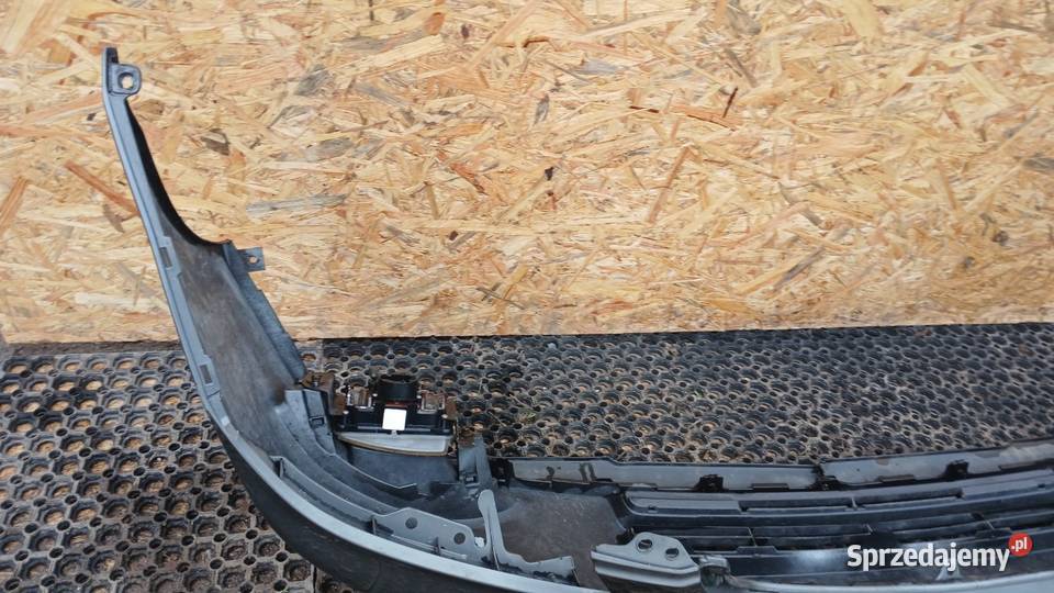 TOYOTA COROLLA E12 ZDERZAK PRZÓD HALOGEN 1C3 Zbierkowo