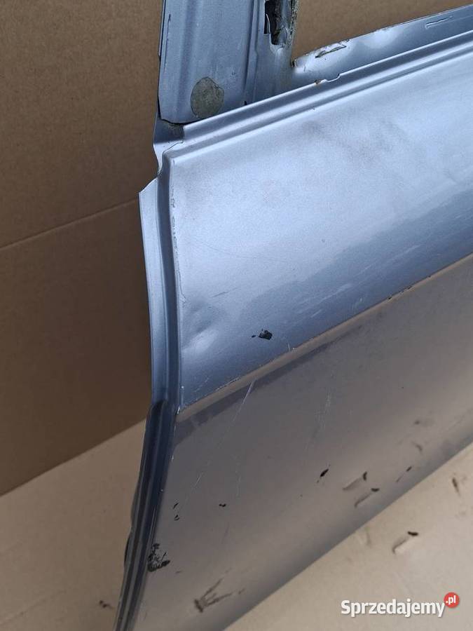 AUDI A4 B8 KOMBI DRZWI LEWY TYŁ LEWE TYLNE Bieleń sprzedam