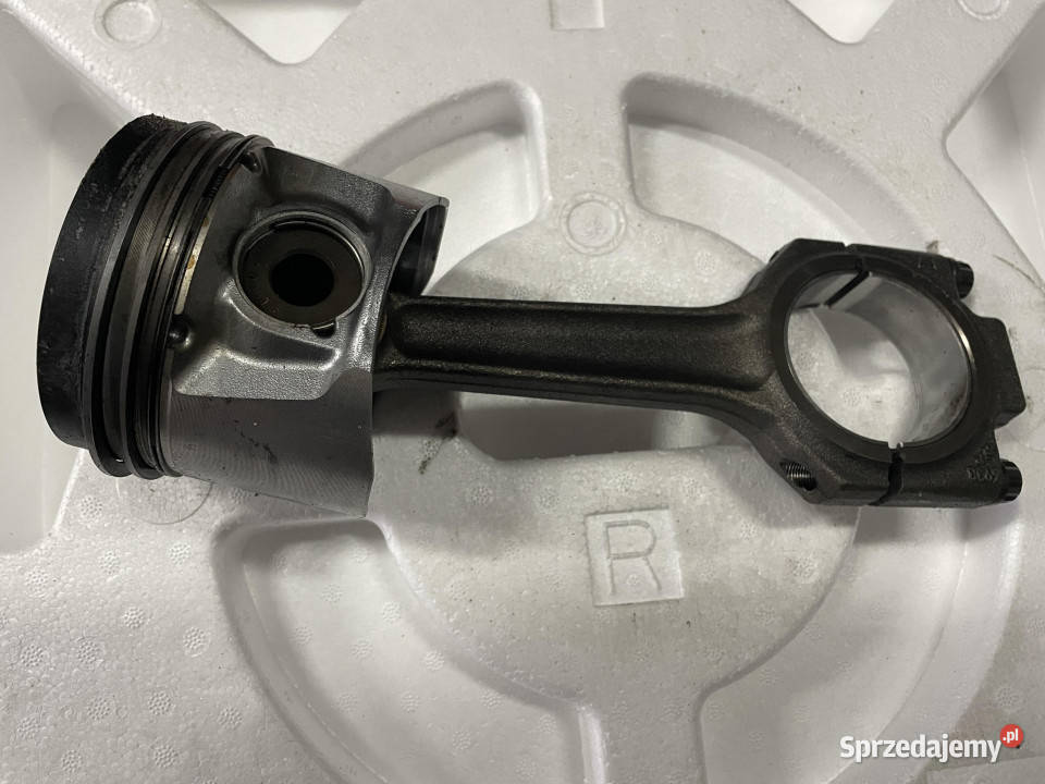 Deutz D2011 TD2011 D2011L04 tłok
