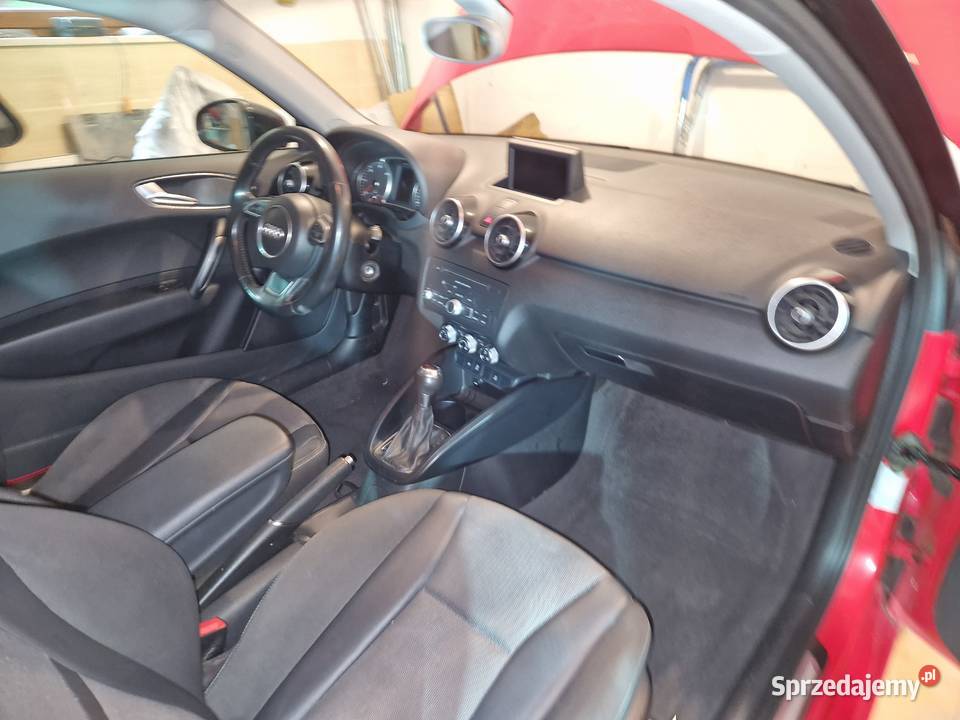 Audi A1 3drzwiowe 16 TDI 105 automat przejechane Rzeszów
