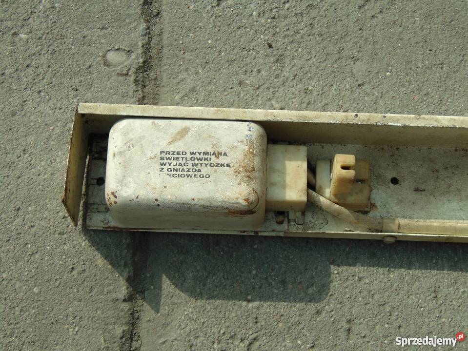 Lampa oprawa świetlówkowa Polam K800 13W Oświetlenie