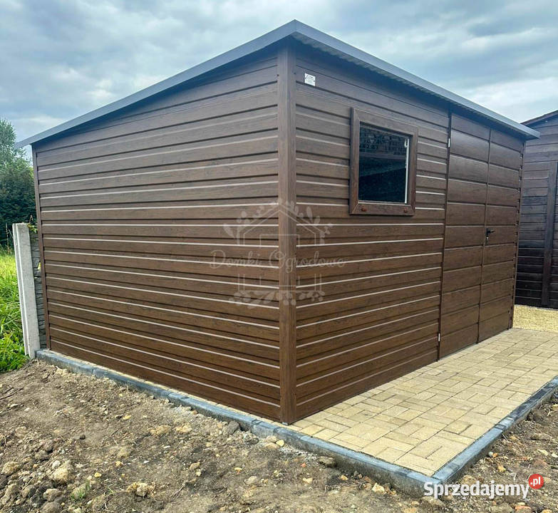 Schowek domek 4x2 brama okno ciemny orzech Szczecinek