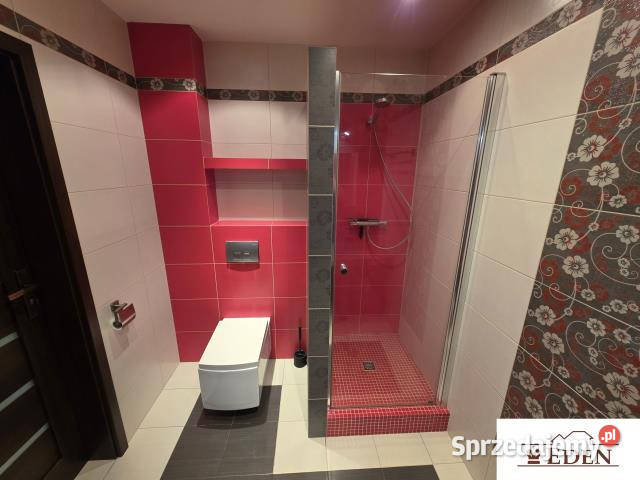 sprzedaży domu wolnostojącego Łazy 1862m2 asfalt sprzedam