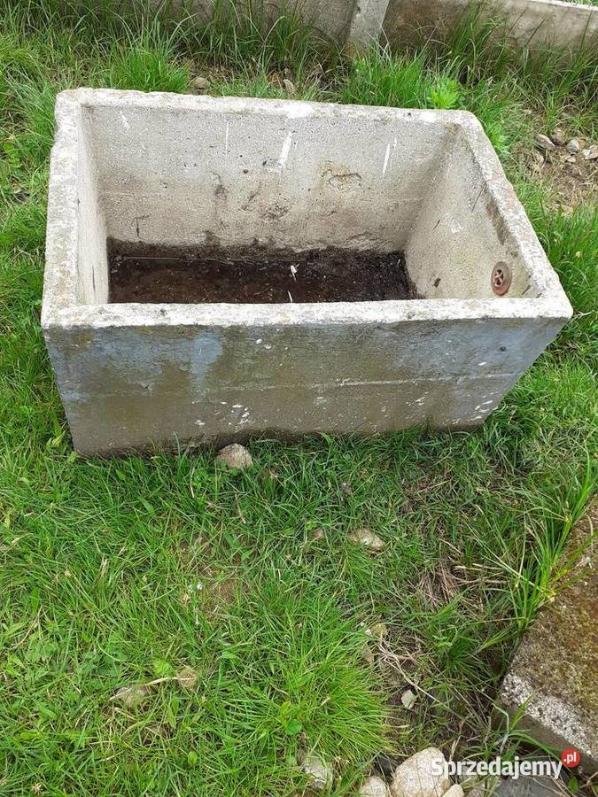 Sprzedam kwietnik na kwiaty Gawrony