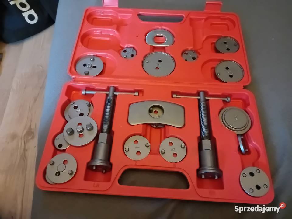 Zestaw do wyciskana tłoczków hamulcowych Łowicz