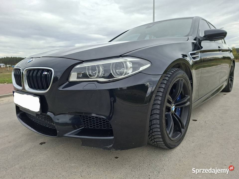BMW M5 44 V8 560Koni czarny Tomaszów Lubelski