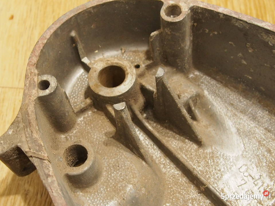 MZ ETZ POKRYWA DEKIEL SILNIKA Szewna