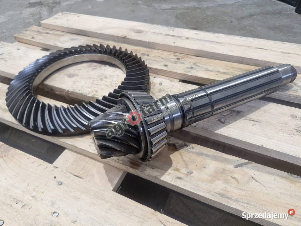 Atak tylny John Deere 6155M Byków