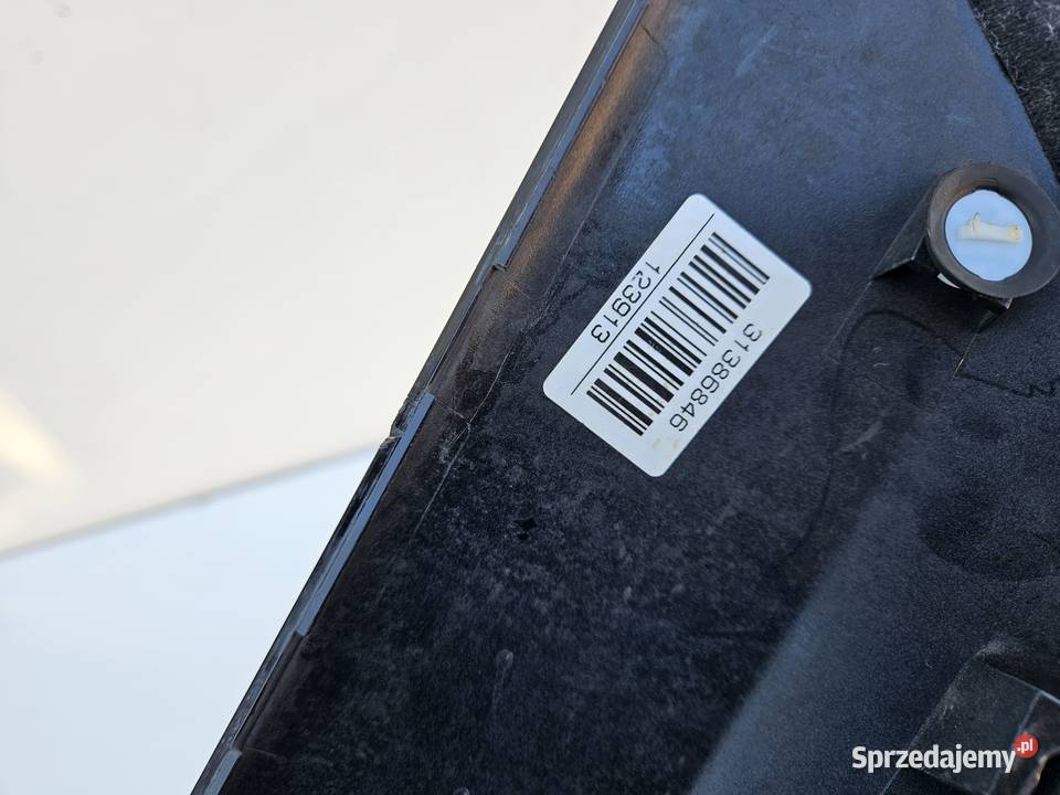 VOLVO V40 II BLENDA KLAPY BAGAŻNIKA TYŁ TYLNA Klapy bagażnika Międzychód