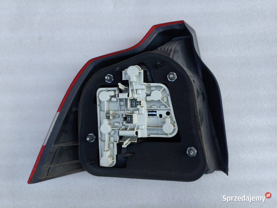 Lampa Prawy Tył Tylna Prawa Volvo S40 II Sedan