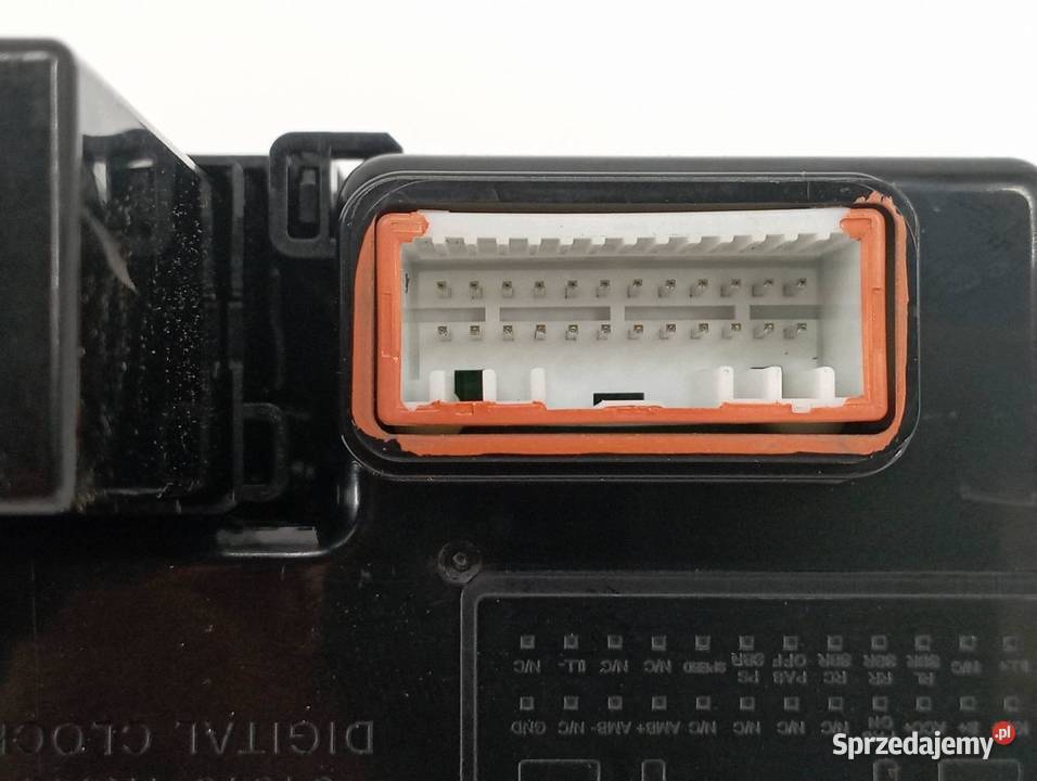 PRZEŁĄCZNIK AWARYJNYCH 937001K300 Hyundai ix20 I osobowe