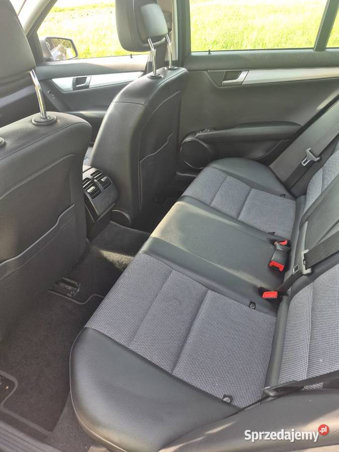 Mercedes C klasa 18 benzyna piękny stan 174000km Klasa C Jasło