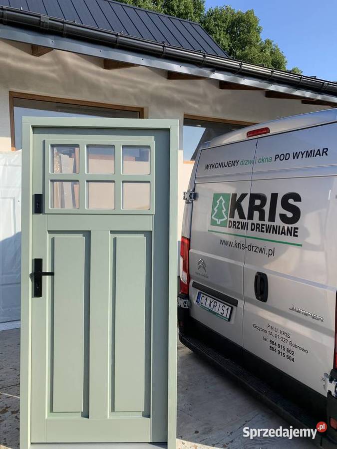 DRZWI ZEWNĘTRZNE DREWNIANE NIEBIESKIE ANGIELSKIE Bobrowo