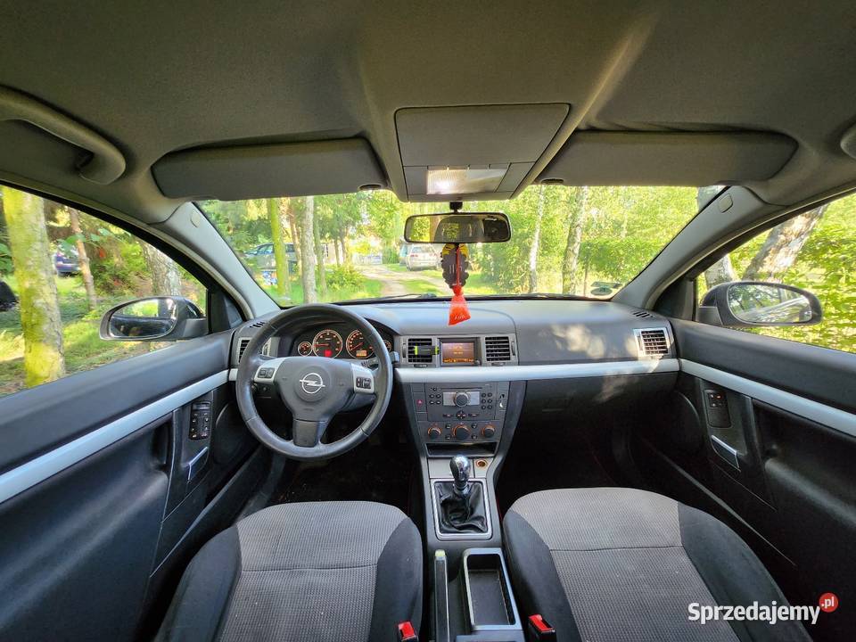 Opel Vectra c 19 150 2004r czarny