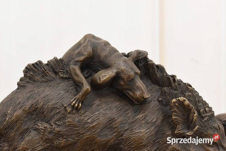 Atak Psów Na Dzika Myśliwska Figura Rzeźba z sprzedam