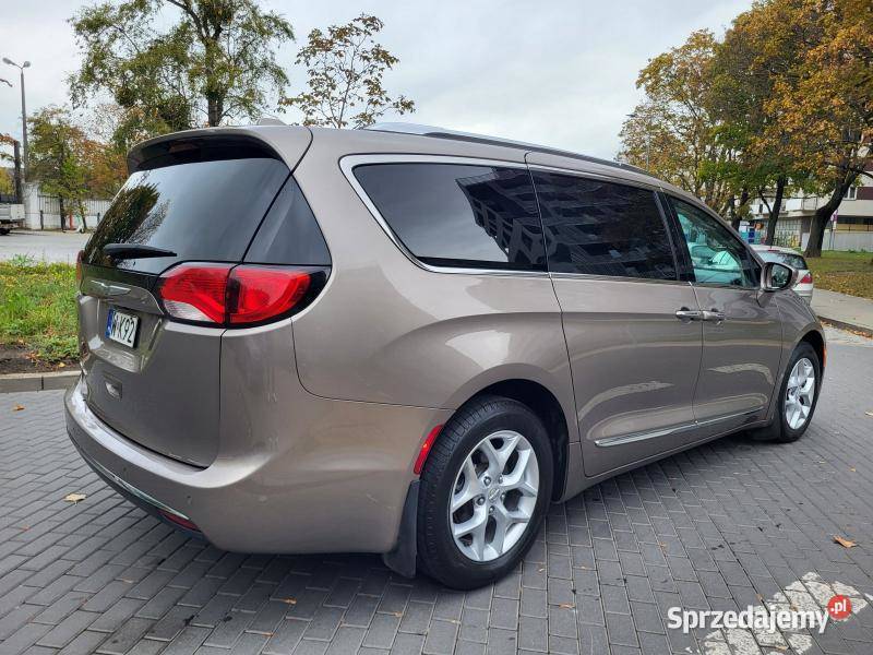 Touring L Plus V6 36l benzyna 292Instalacja LPGW 109228km Pacifica