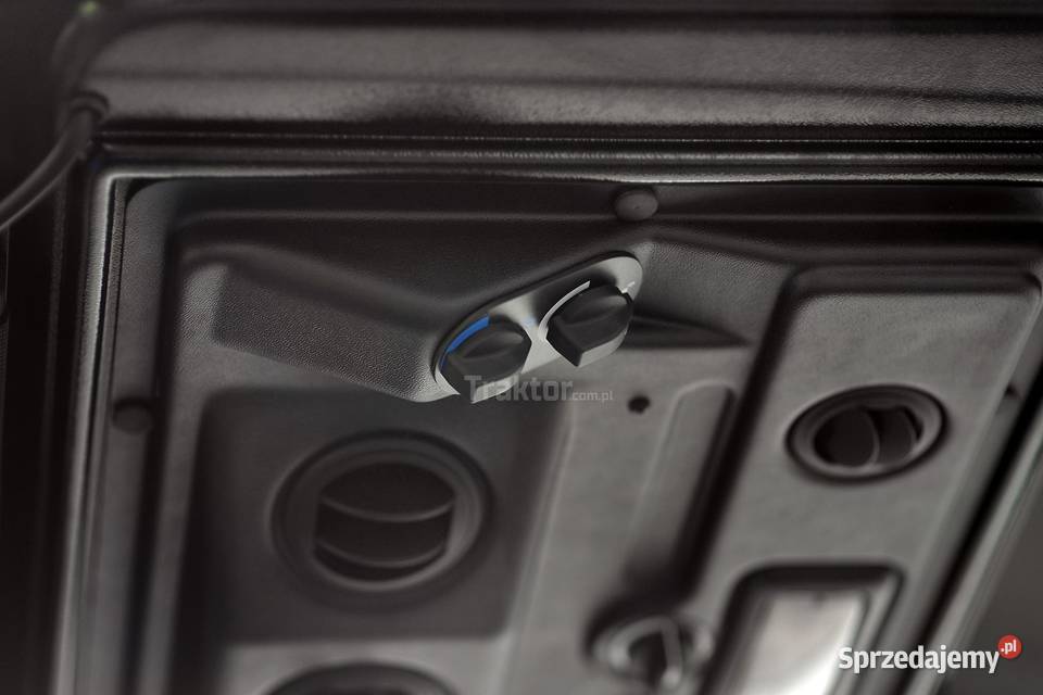 LS Tractor XJ25 HST 4x4 244 IND CAB z LS Tractor Tajęcina