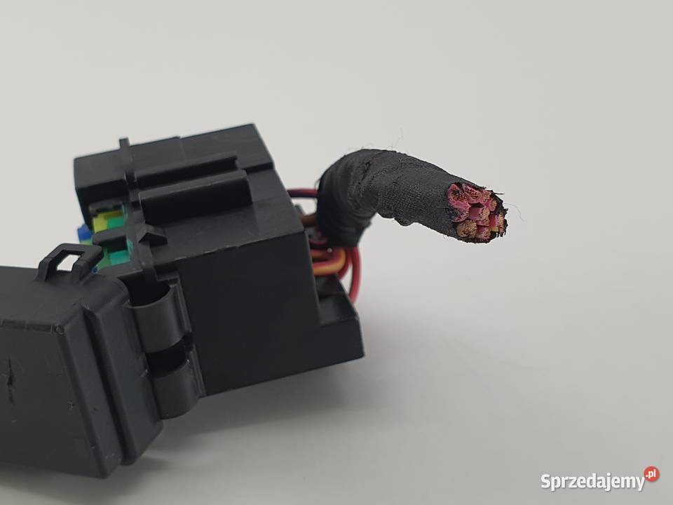 SKRZYNKA PUSZKA BEZPIECZNIKOW DUCATI DIAVEL Janowice