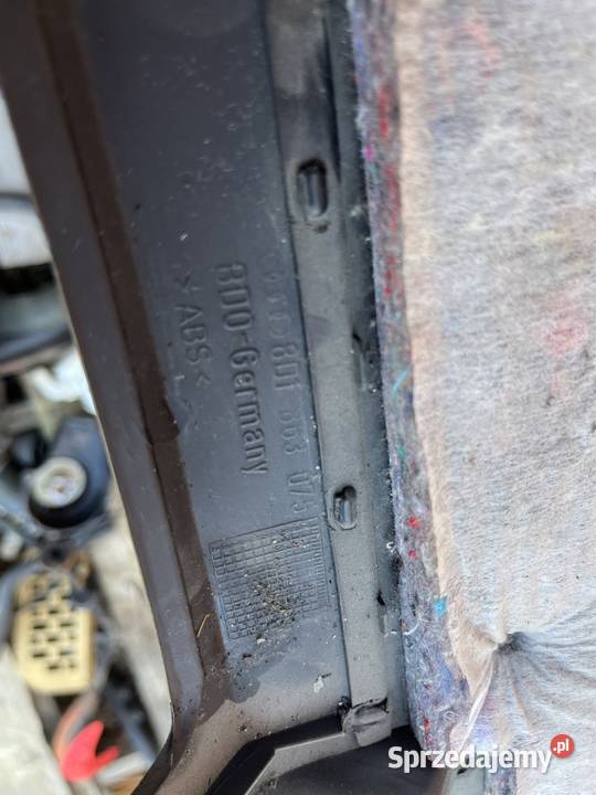 Audi a4 b5 osłona pod kierownicę półka 8D1863075 sprzedam
