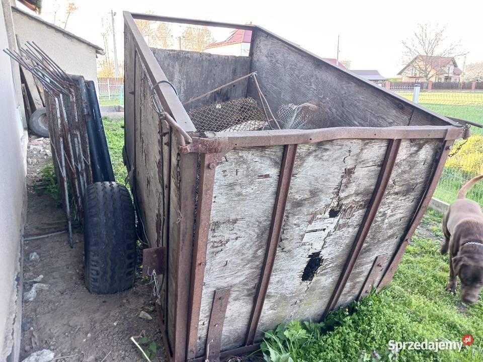 Przyczepa rolnicza jednoosiowa dwukołówka nieuszkodzony Przyczepy rolnicze Chobot