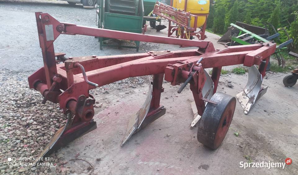 Pług 4skibowy na najwyższej słupicy 4x35 nieuszkodzony małopolskie Dąbrowa Tarnowska