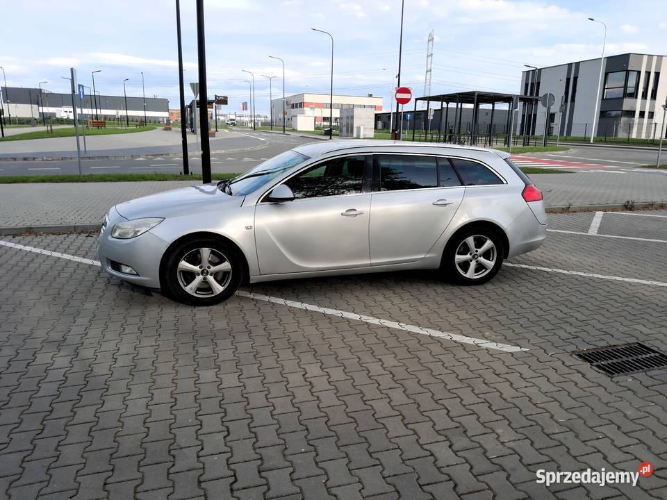 Insignia 28 V6 uszkodzona 260KM Rachowice