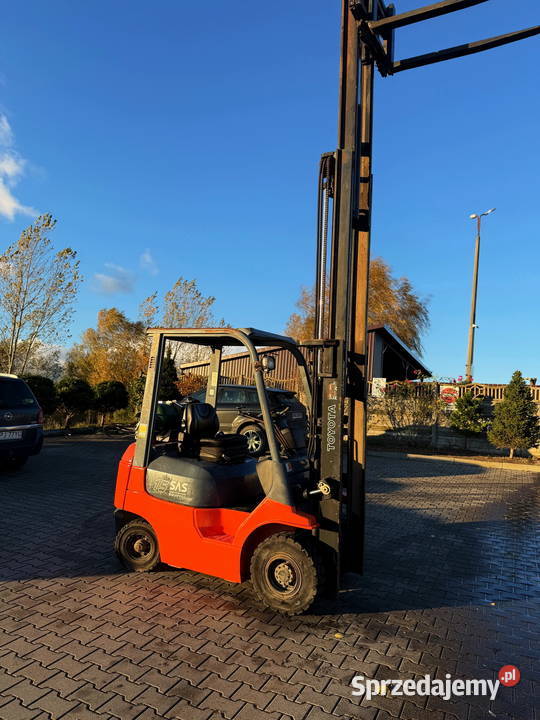 wózek widłowy TOYOTA 7FGF15 LPG 1500 Triplex Działoszyn sprzedam