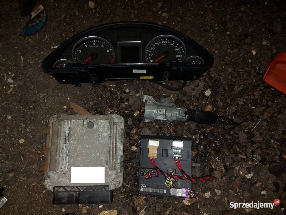 Audi A4 B7 20 20V 130 ALT KOMPUTER SILNIKA