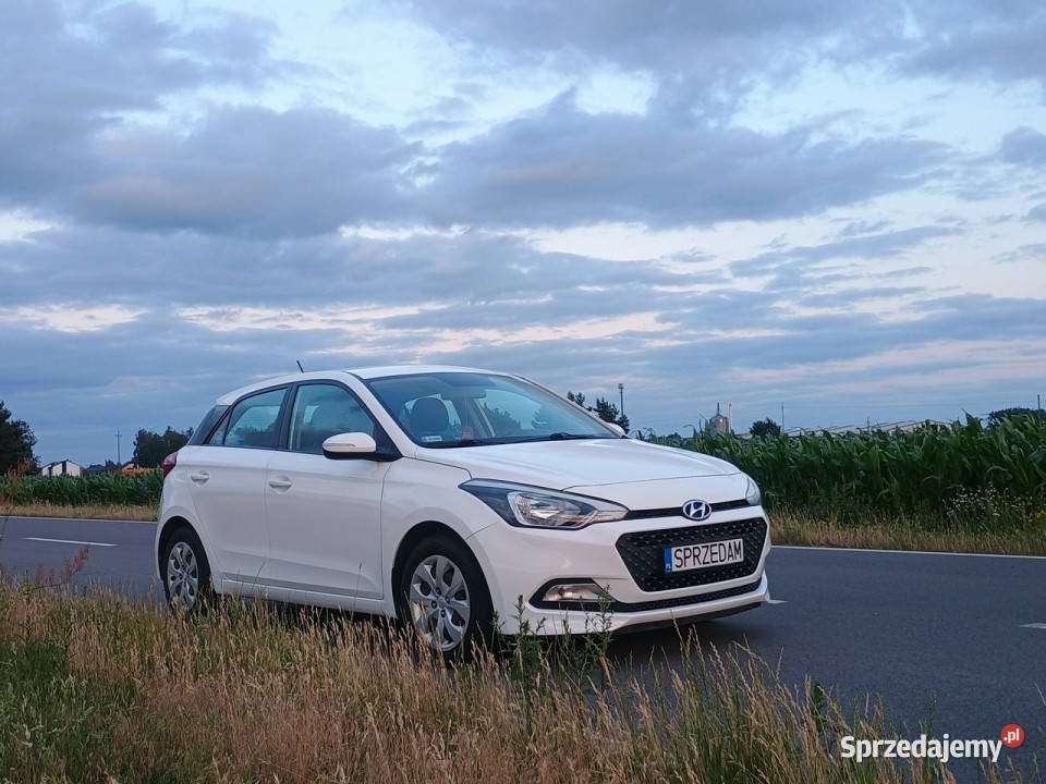 Hyundai i20 Miejski Hyundai i20 11 CRDI II Hatchback Hyundai Słupca