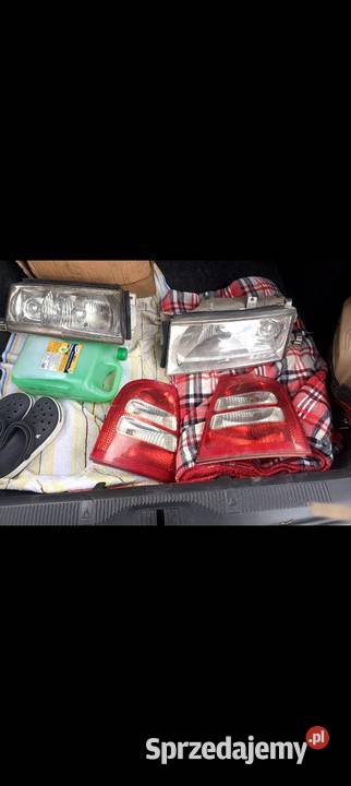 Lampy tył przód i kierunkowskazy skoda octavia 1 osobowe Końskie sprzedam