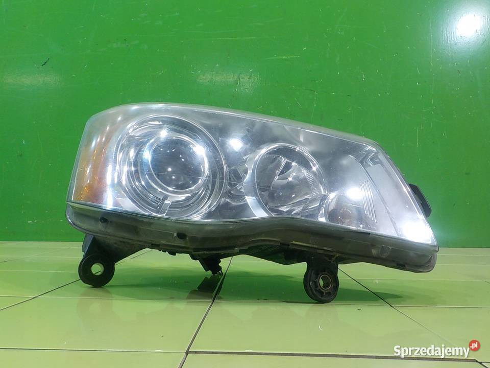 GRAND VOYAGER IV LIFT 28 CRD AUT 07r 5D XENON Lampy przednie mazowieckie Suków sprzedam