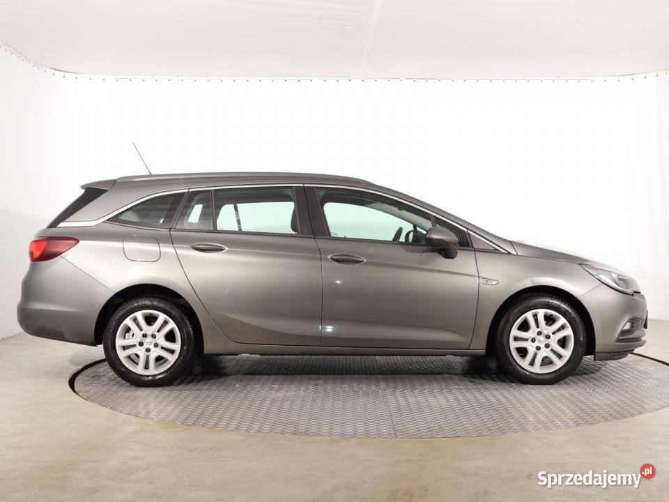 Opel Astra 14 T śląskie