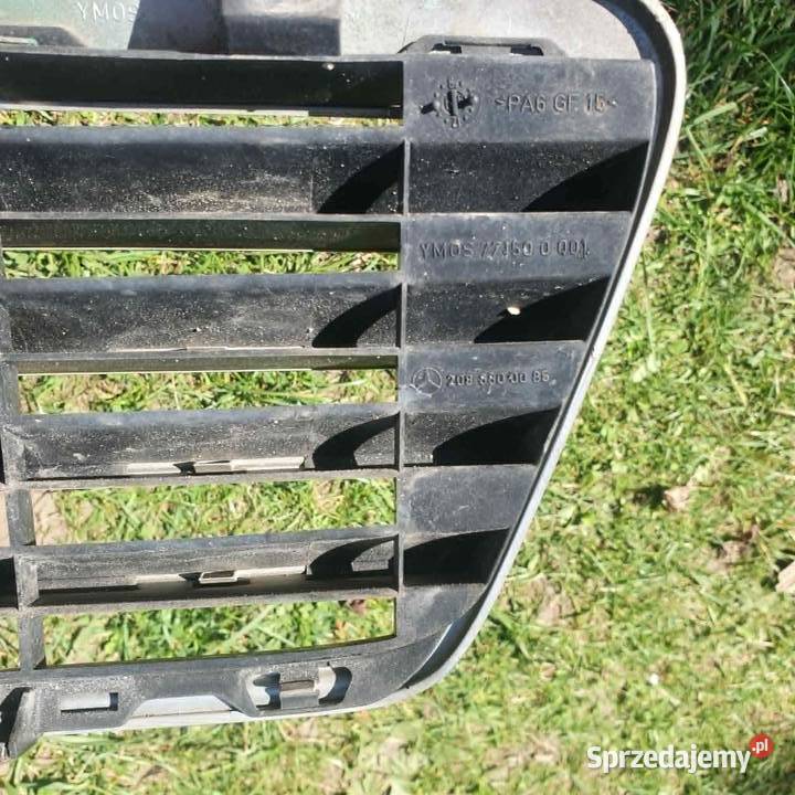 Grill atrapa chłodnicy MercedesBenz CLK w208 Atrapy Kraków