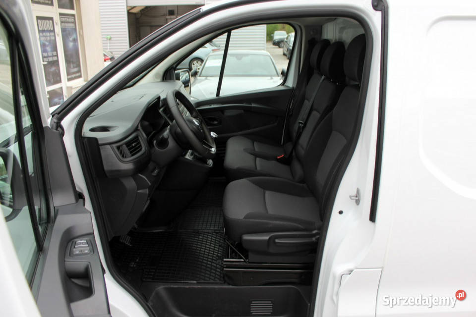 Renault Trafic 130 3osobowy FV23 LED Tempomat bluetooth