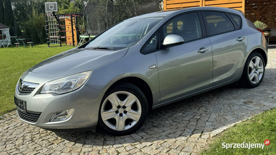 Opel Astra 14 TURBO 120 z Niemiec Bogata wersja Strzegom sprzedam