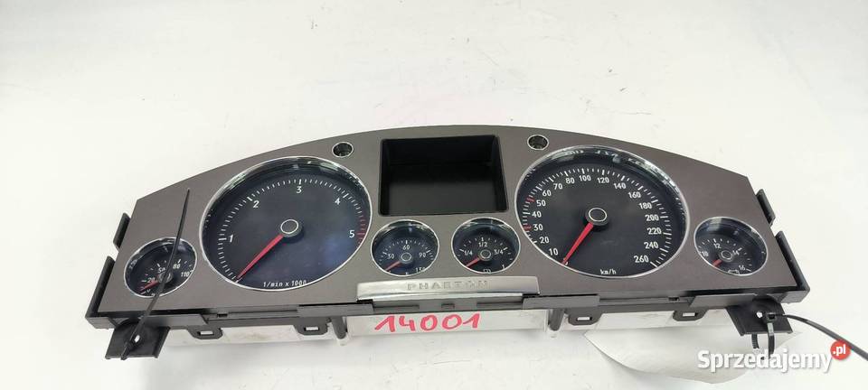 LICZNIK ZEGAR VOLKSWAGEN PHAETON 3D0920882N osobowe