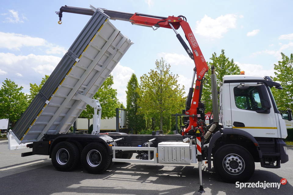 MercedesBenz Arocs 2633 6x4 HDS 55 t Fassi sprzedam