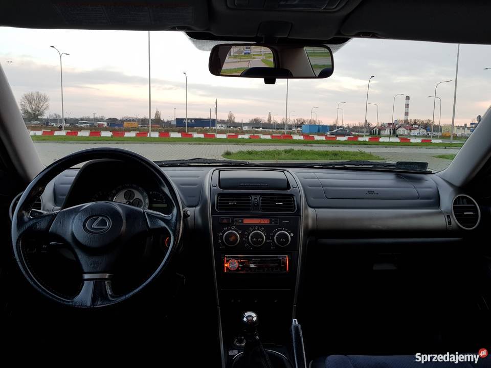 Lexus IS Oryginalny Lexus IS 200 TTE pakiet światła przeciwmgielne Lublin sprzedam