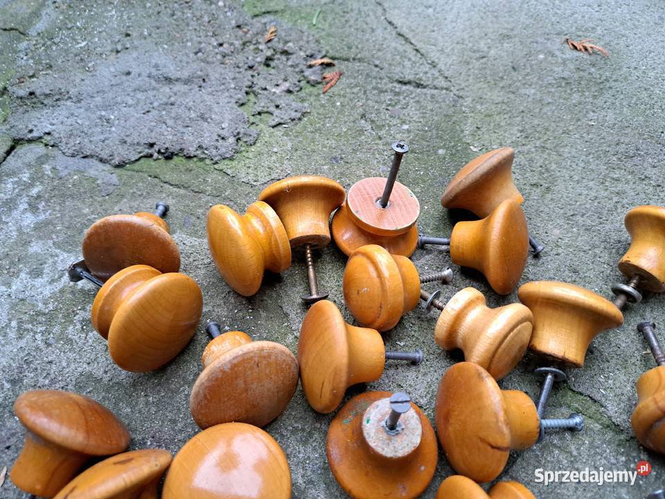 Uchwytygałki metalowe chrom drewniane do szafek sprzedam