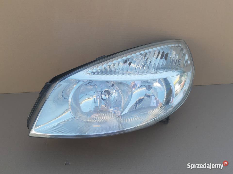 RENAULT SCENIC II REFLEKTOR LEWY LAMPA 15810300 Trzciel sprzedam