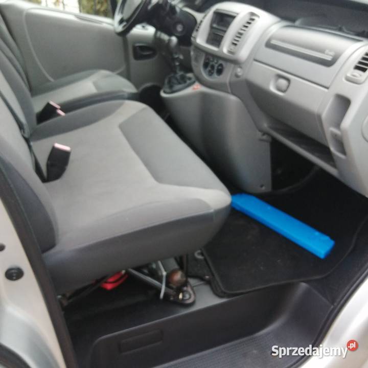 Renault Trafic9 osobowy150 klima alumy isofix sprzedam