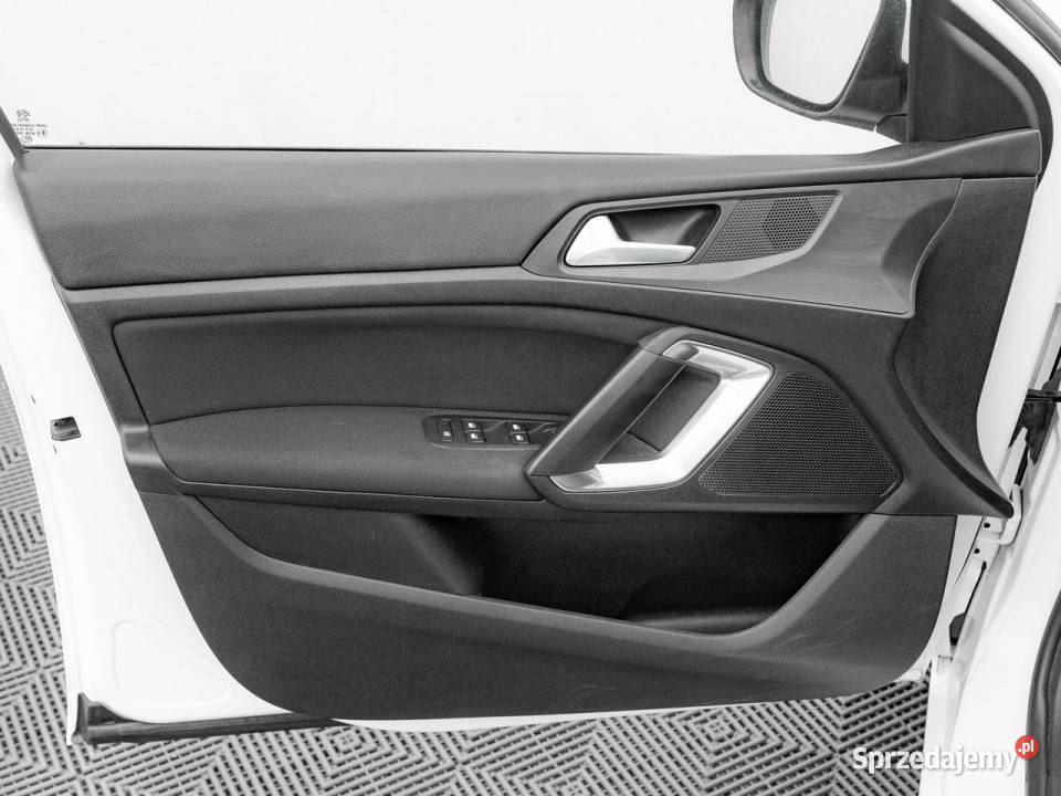 Peugeot 308 SW DW1PM3315 BlueHDi Active 2 stref światła LED Gdańsk