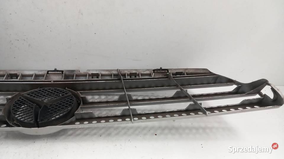 MERCEDES W169 AMG ATRAPA GRILL osobowe wielkopolskie sprzedam
