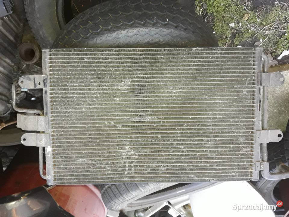 CHŁODNICE DWIE SZTUKI KLIMATYZACJI GOLF 4 łódzkie