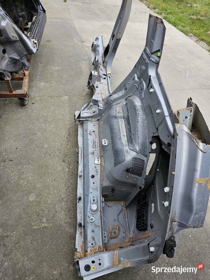 Volvo xc90 II tylnych błotnik z klapą wlewu Tarnów