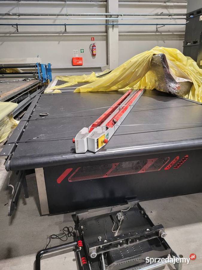 Cutter Unicut ONE5 2150 polskiej firmy Allcomp wielkopolskie Piaski