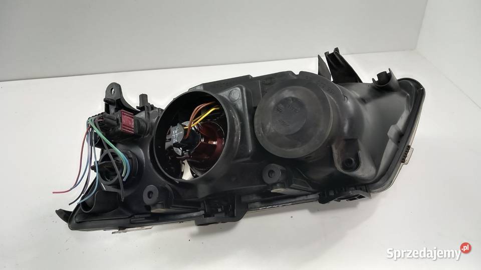 SAAB 93 LAMPA PRZÓD PRAWA EU SOCZEWKA osobowe Lampy przednie