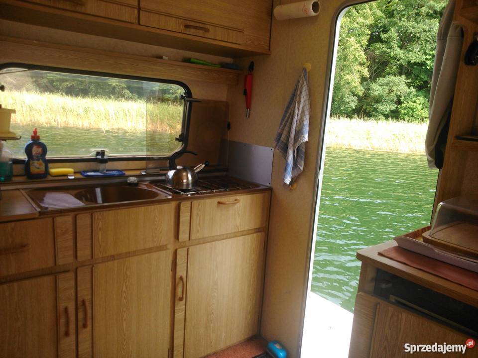Przyczepa kempingowa na wodzie pływadło Morąg