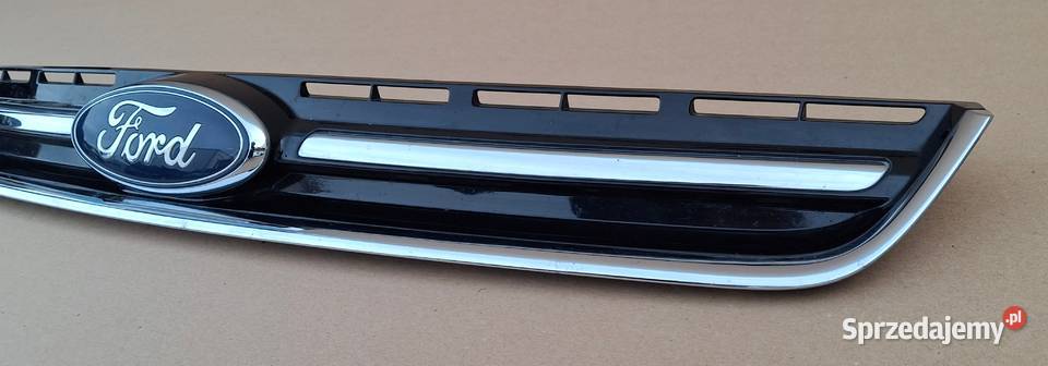 FORD KUGA MK2 ESCAPE GRILL ATRAPA CHŁODNICY Atrapy lubuskie
